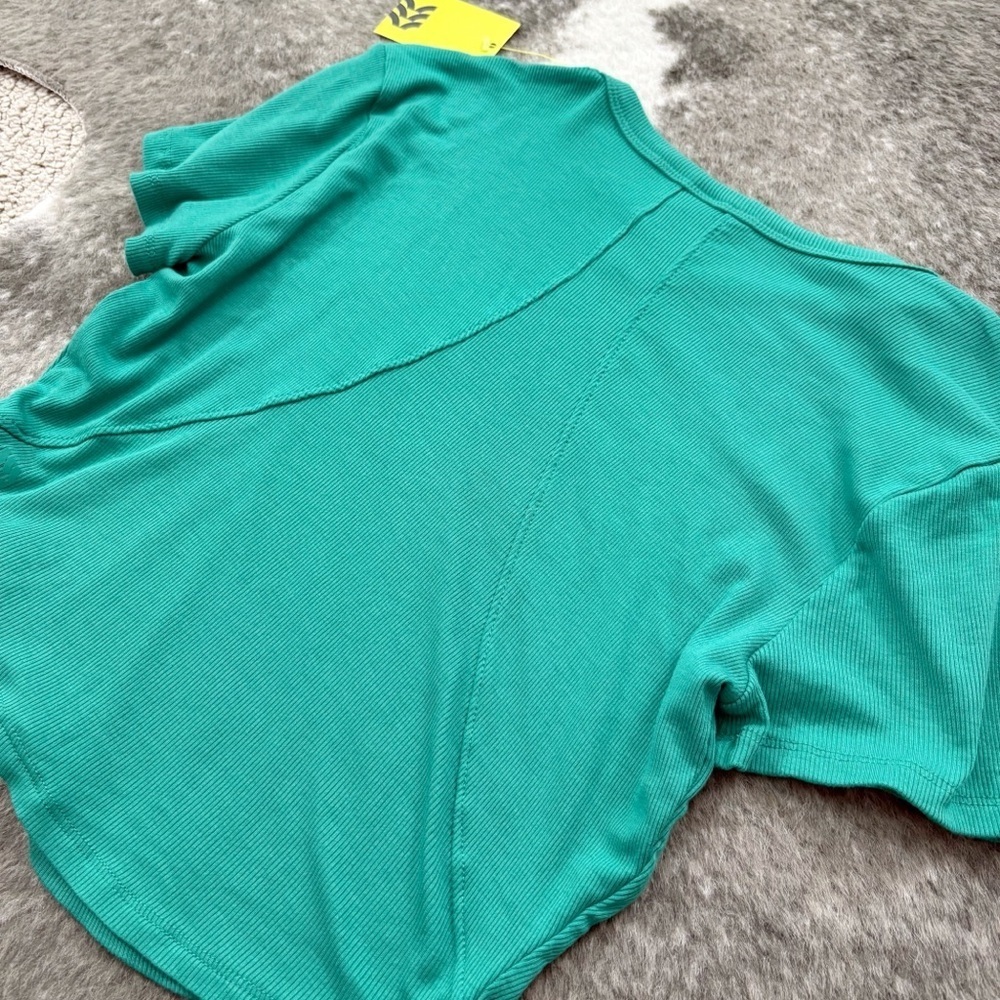 NWT All In Motion Ribbed Shirt - Picture 6 of 10